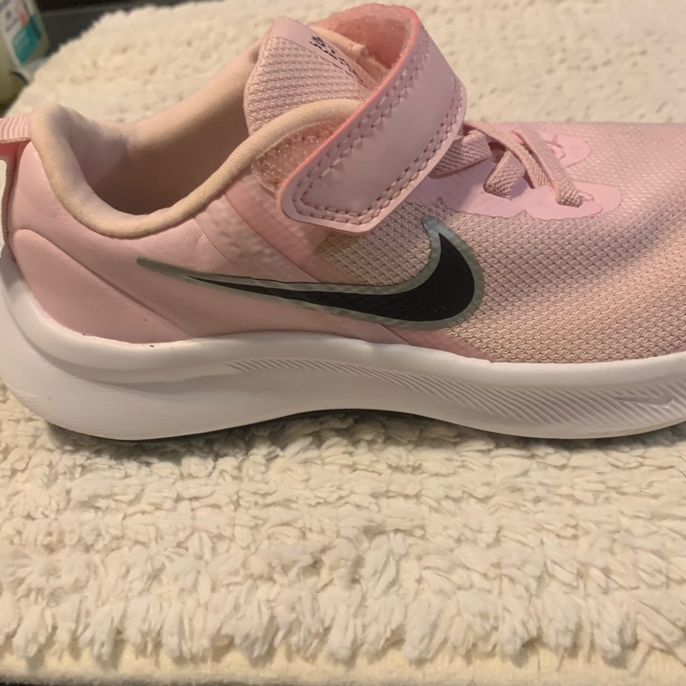Nike Kids Star Runner Light Pink Sneakers - Picture 7 of 7
